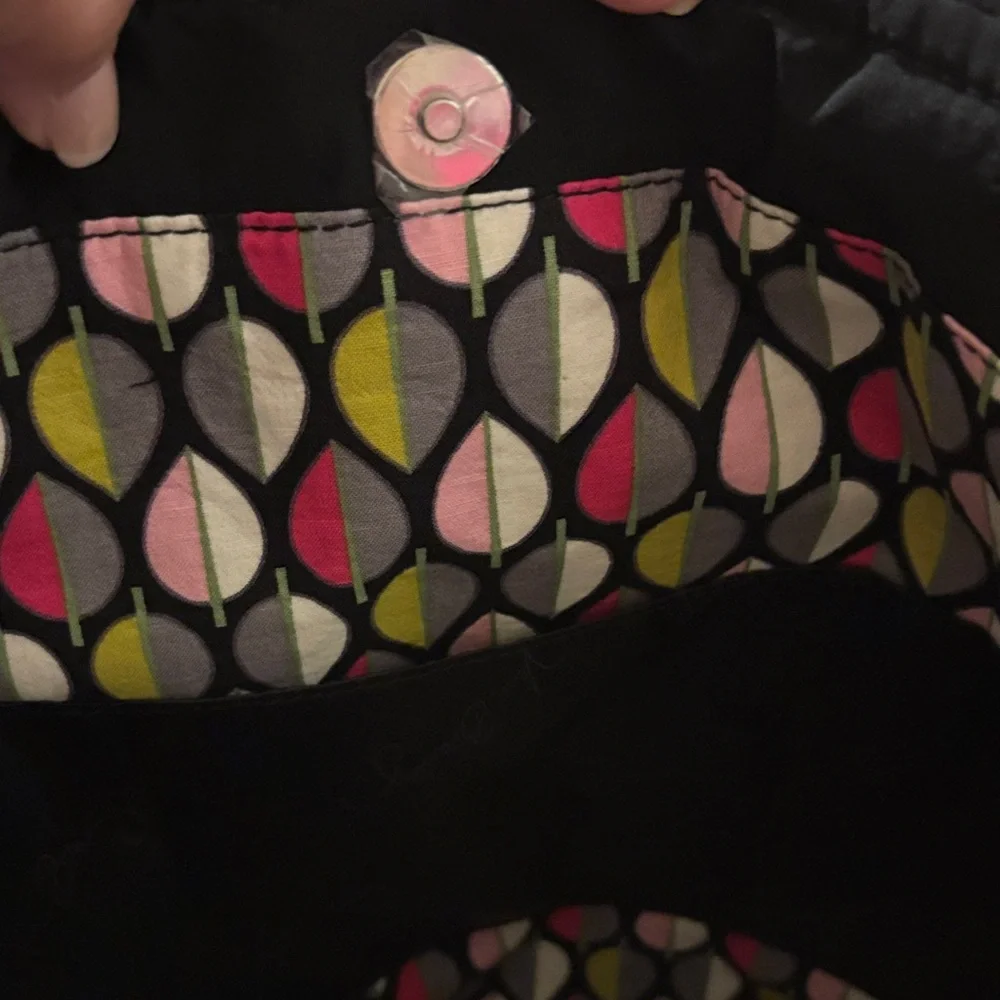 Vera Bradley Black Microfiber Large Quilted Tote BNOT NEVER USED - Picture 13 of 16